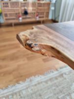 Masă din lemn de nuc cu rășină epoxidică - imagine 8